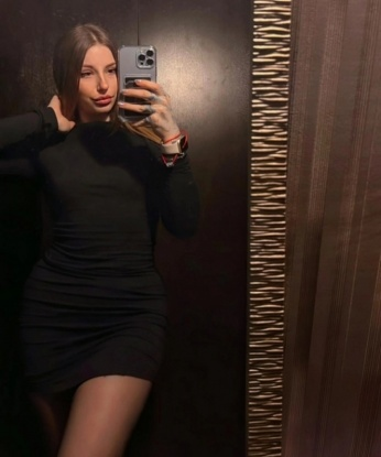 🔥 Я люблю создавать волнующую атмосферу, полную страсти и желания. 💋 Мои услуги позволят тебе раскрыть свои самые глубокие фантазии и удовлетворить все желания. 😍 Я гарантирую полное удовлетворение и незабываемые эмоции. 💯
📷 Фото - настоящие и проверенные. Ты можешь убедиться в этом сам. 💫
🌃 Живу в Москве и рада познакомиться с интересными мужчинами, которые хотят насладиться совершенным обслуживанием. 🌹 Не чувствуй себя одиноким, я буду дарить тебе ласку и нежность, наполняя каждую нашу встречу особым смыслом. ✨
🔝 Мои услуги всегда предоставляются в самом высоком качестве, и мои отзывы говорят об этом лучше всего. 💯 Обращайся ко мне, и ты не пожалеешь! 😉 Ефим